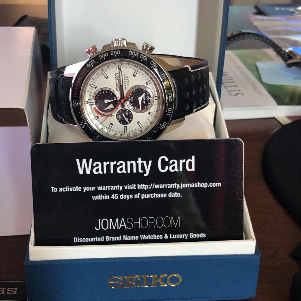 Seiko Sportura Solar Perpetual Chronograph SCC359P